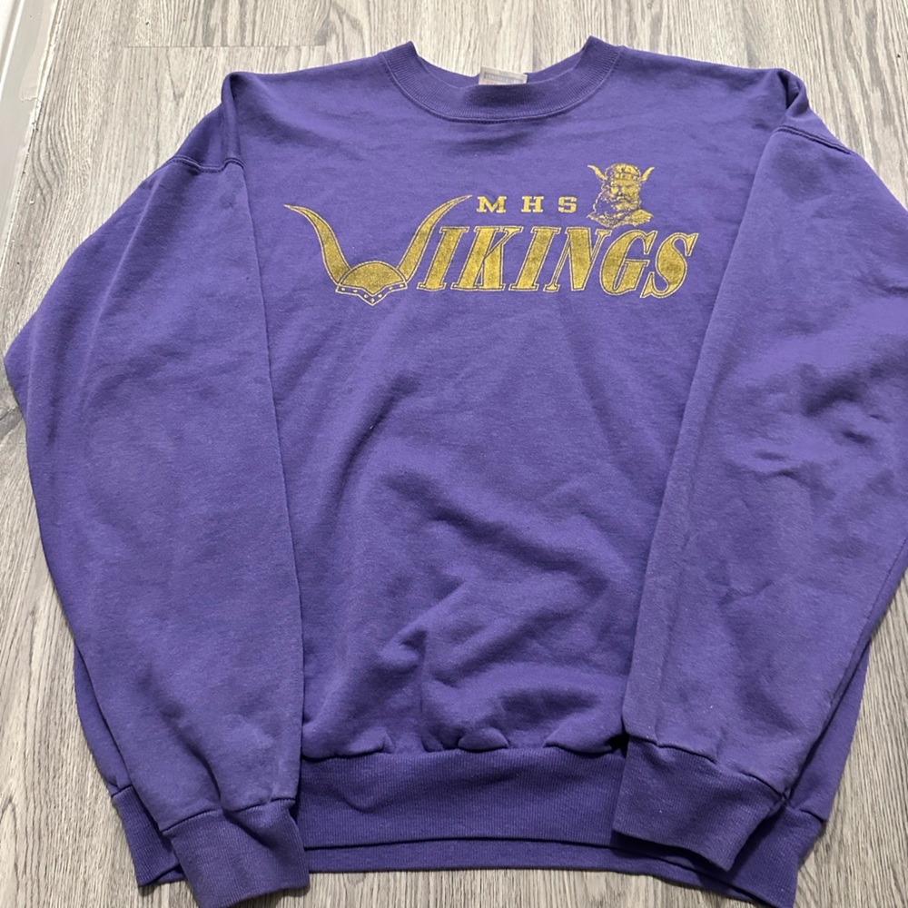 Vintage 90s MHS Vikings Crewneck Sweater Men’s Size Large Color Purple And Gold